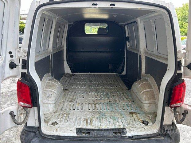 VOLKSWAGEN Transporter 2.0 TDI 110CV PC Furgone