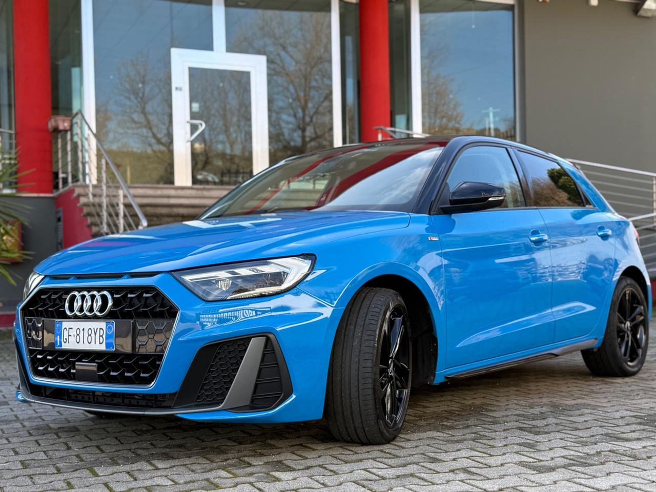 Audi A1 SPB 30 TFSI S tronic S line automatic
