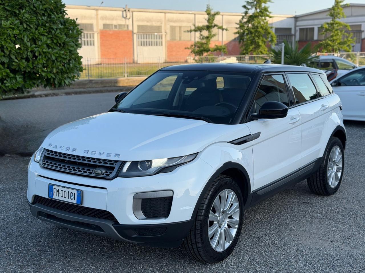 Land Rover Range Evoque 2.0 eD4 5p. SE Dynamic