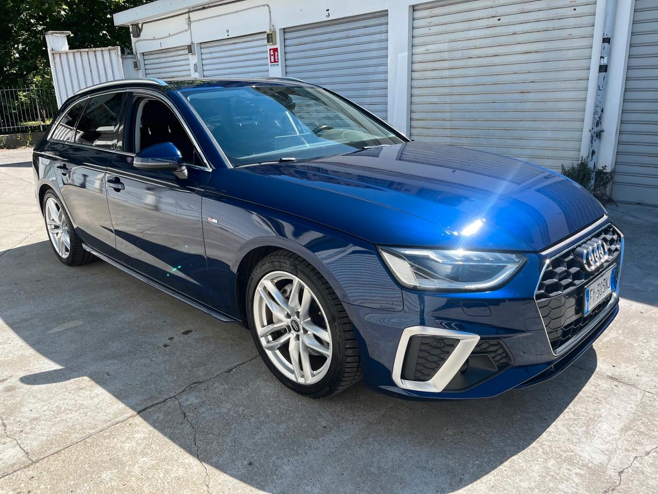 Audi A4 Avant 40 TDI quattro S tronic edition