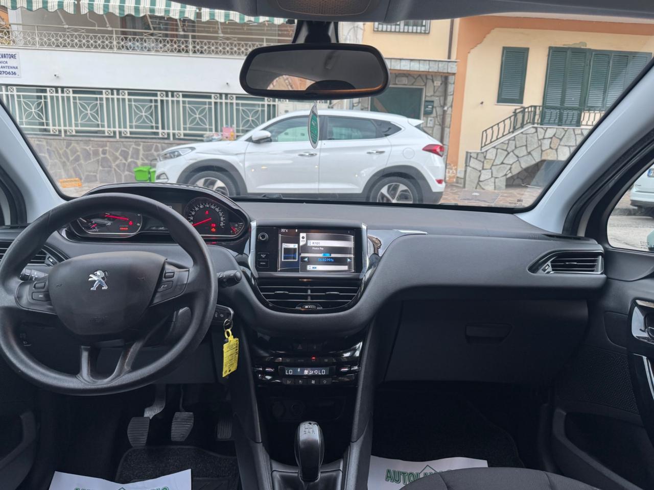 Peugeot 208 1.6 e-HDi 92 CV Stop&Start 5 porte Allure
