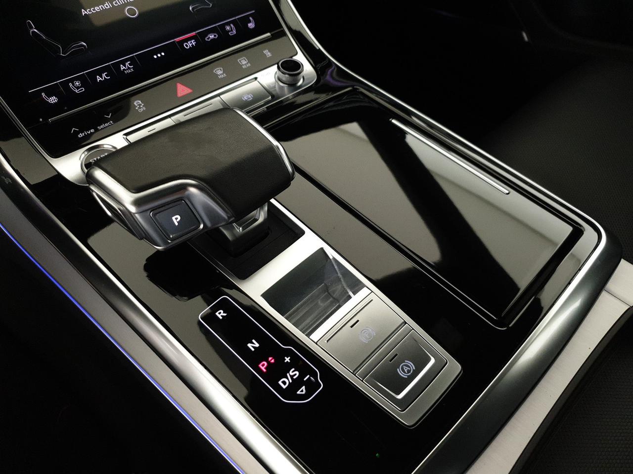 50TDI 286CV quattro tiptronic Sport
