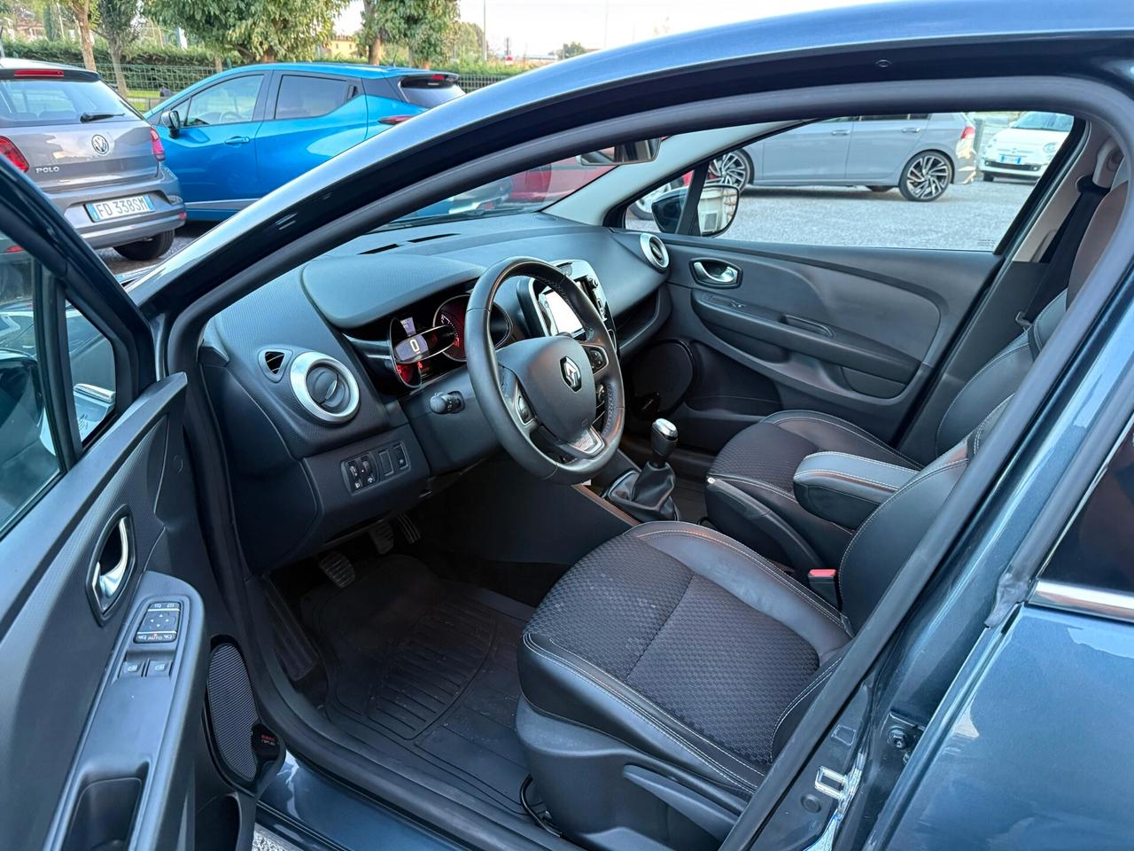 Renault Clio TCe 12V 90 CV Start&Stop 5 porte Energy Duel