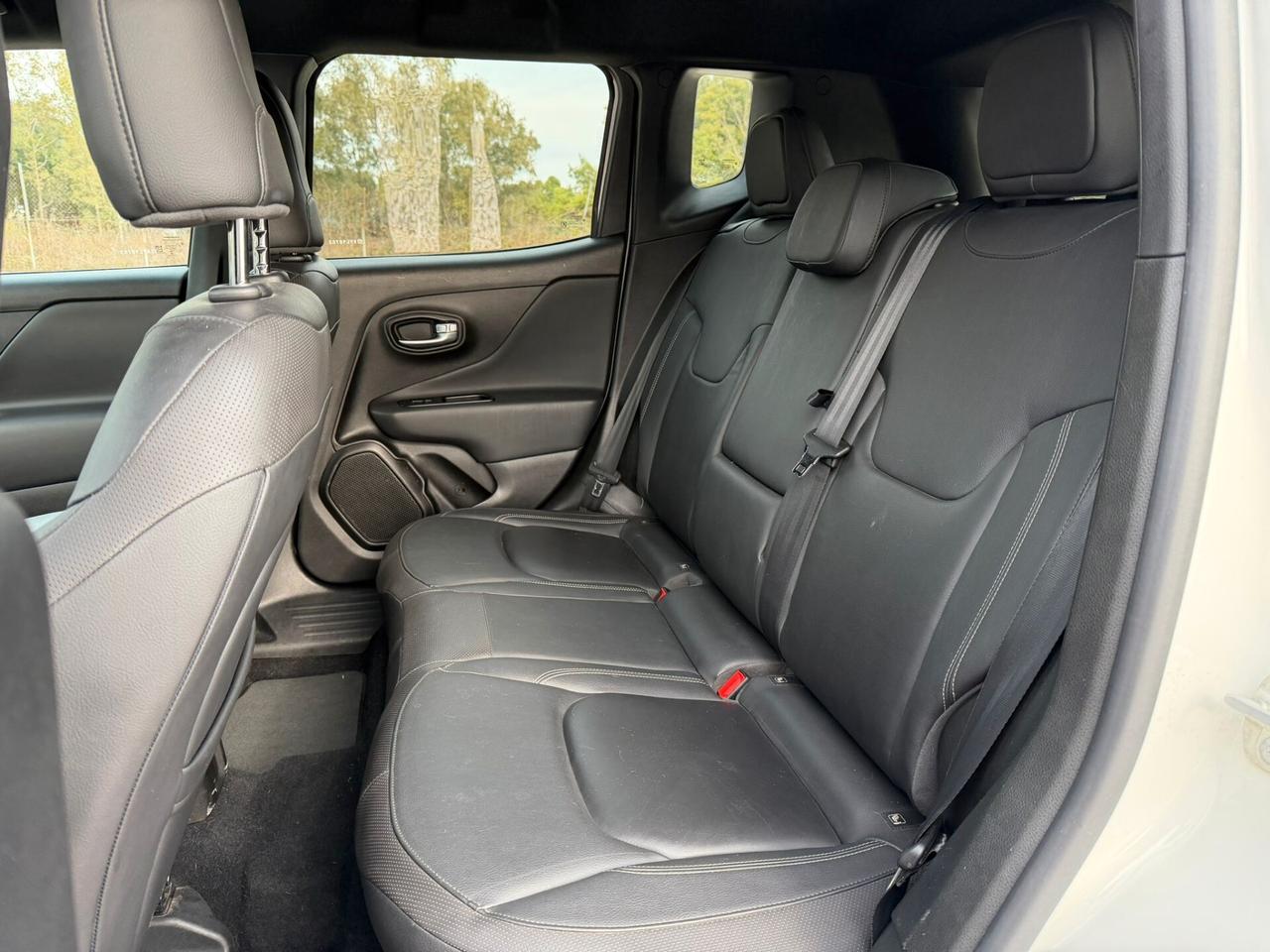 Jeep Renegade 1.3 T4 DDCT S