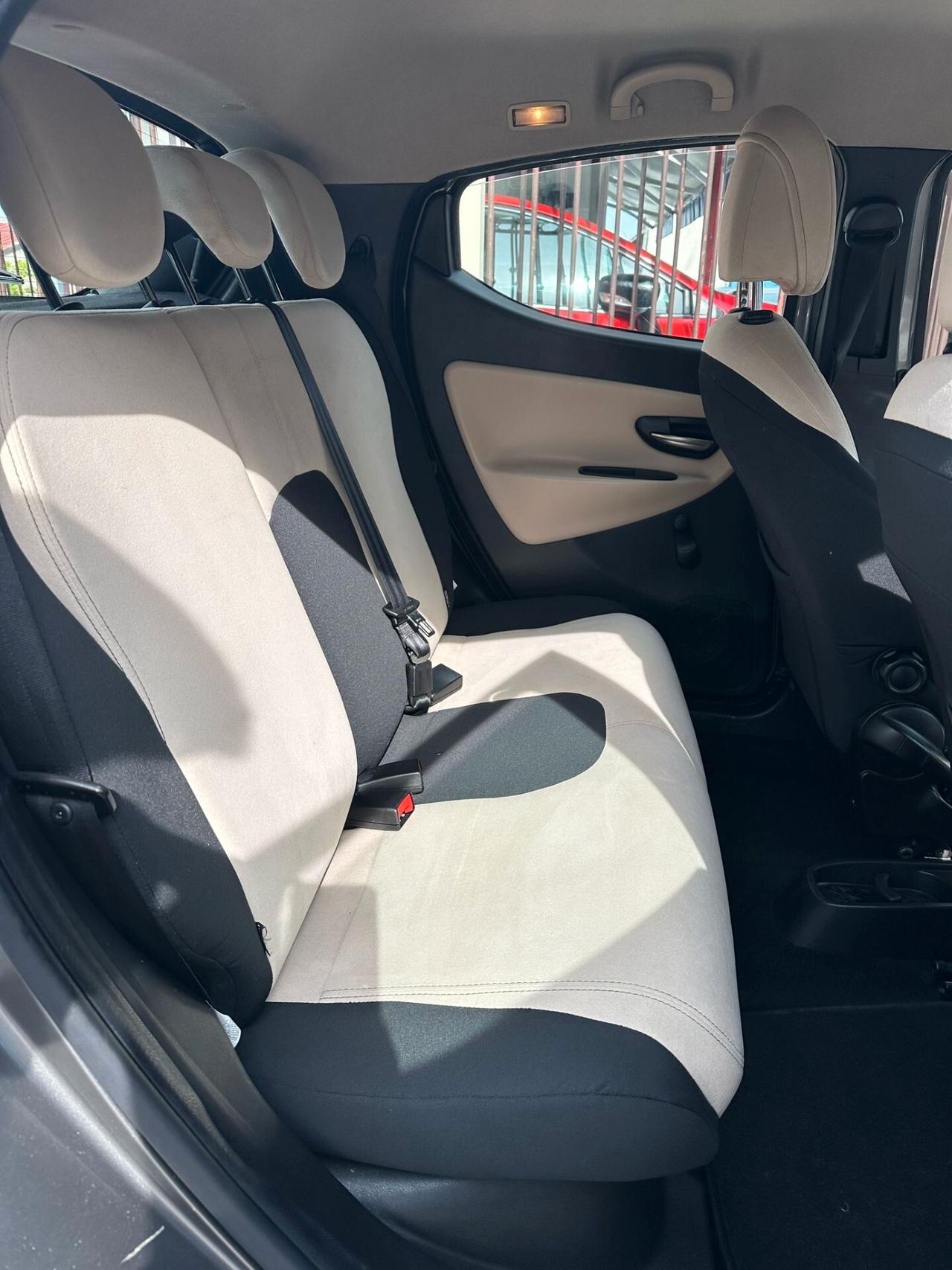 Lancia Ypsilon 1.2 69 CV 5 porte GPL Ecochic Gold