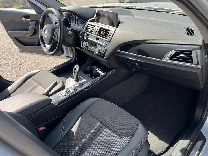 Bmw 118 118d 5p. Urban