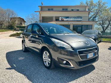 Peugeot 5008 BlueHDi 120 S&S Business