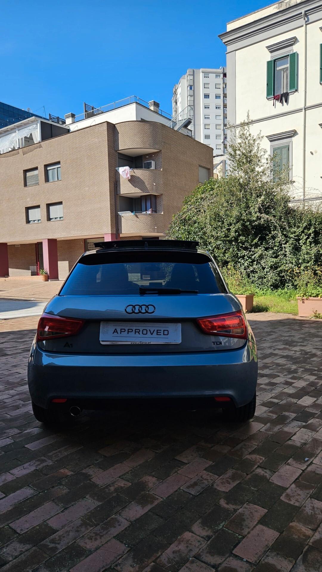 Audi A1 1.6 TDI S tronic Attraction