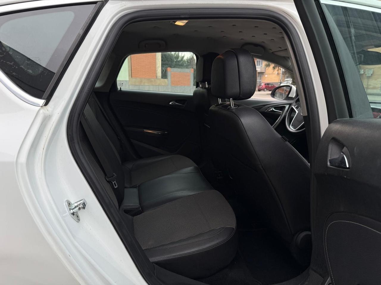 Opel Astra 1.3 CDTI 95CV S&S 5 porte Cosmo