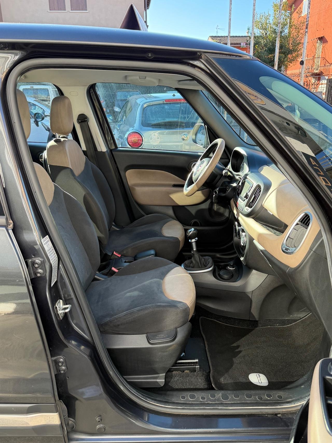 Fiat 500L- Benz-Metano-Tetto panoramico-Neopatentati