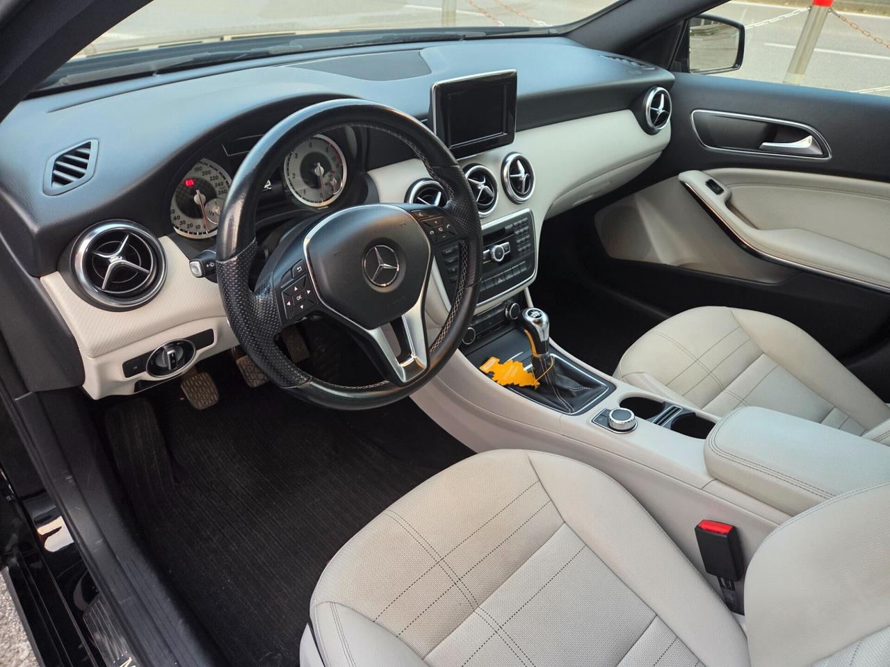 Mercedes-benz Classe A Sport - 2014