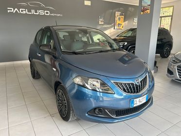 Lancia Ypsilon 1.0 firefly hybrid Silver Plus s&s 70cv