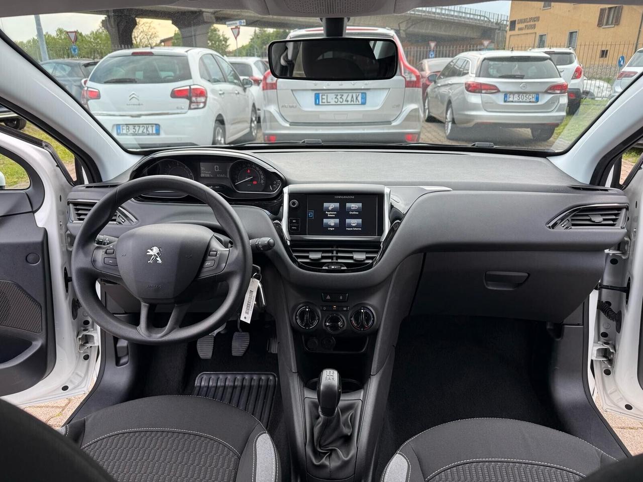 Peugeot 208 1.4 HDi 68 CV 5 porte OK NEOPATENTATI