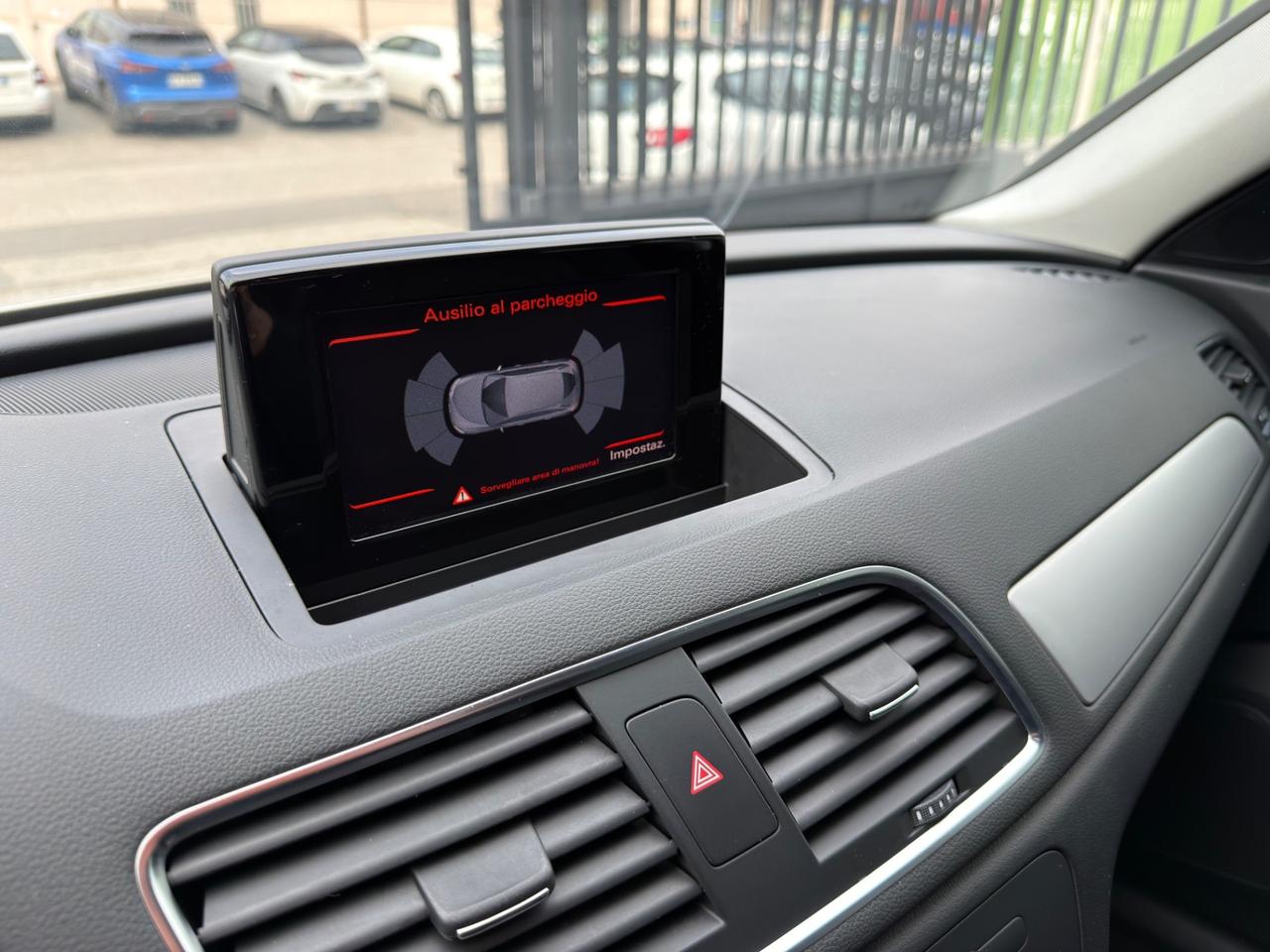 Audi Q3 2.0 TDI 120 CV Sport