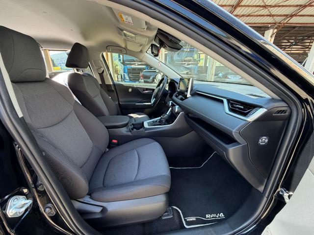 TOYOTA RAV 4 MY23 RAV4 2.5 HV (222CV) E-CVT AWD-i Business