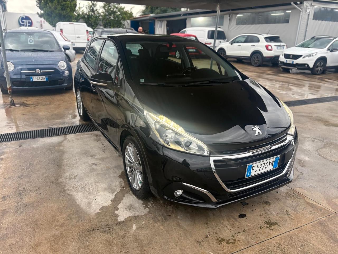 Peugeot 208 BlueHDi 75 5 porte Allure