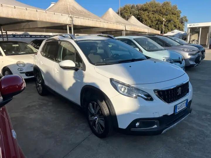 Peugeot 2008 BlueHDi 100 S&S Allure