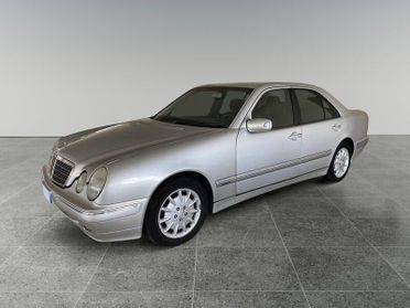 Mercedes-Benz Classe E E 200 Kompressor cat Classic
