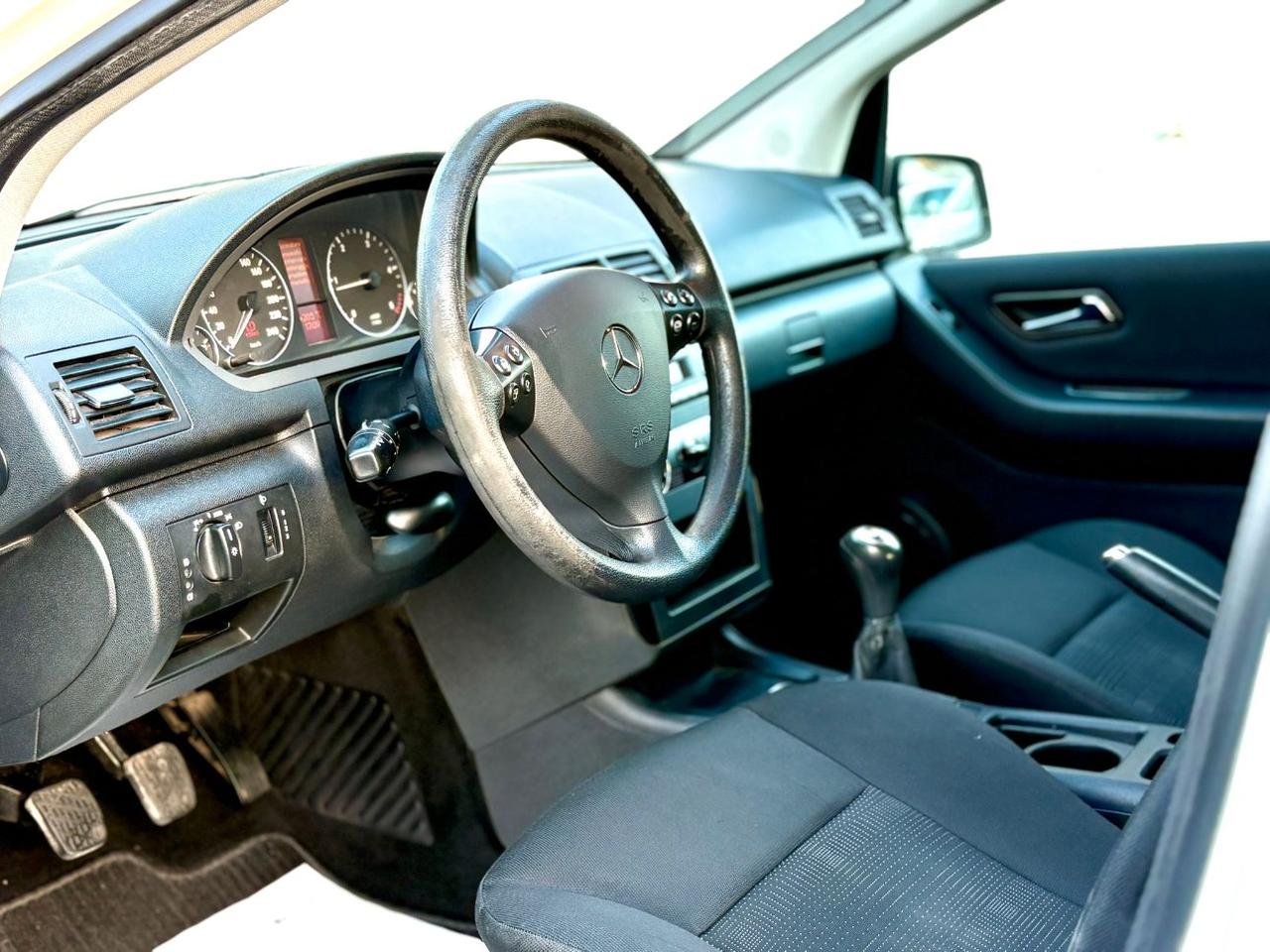 Mercedes A 160 CDI BlueEfficiency Avantgarde Berlina