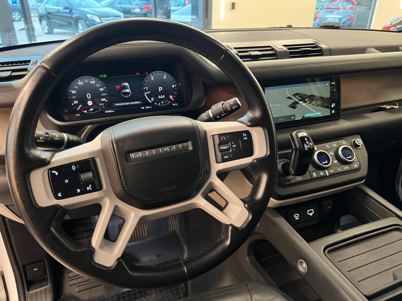 Land Rover Defender 3.0D I6 250 CV AWD Auto X-Dynamic SE