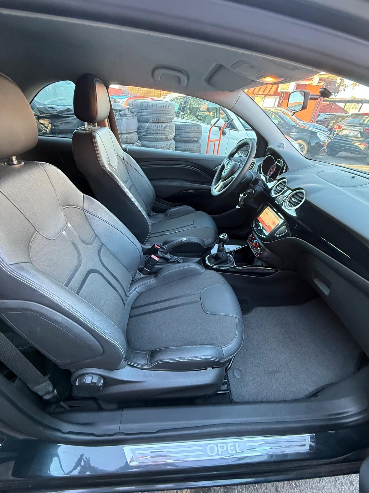 Adam 1.2 /rate/permute/garanzia/neopatentati