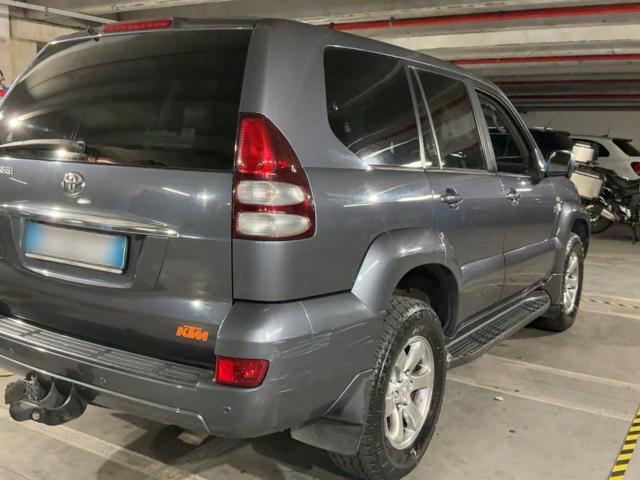 TOYOTA Land Cruiser 3.0 D-4D 16V cat 5 porte AUTOMATICO. Wagon