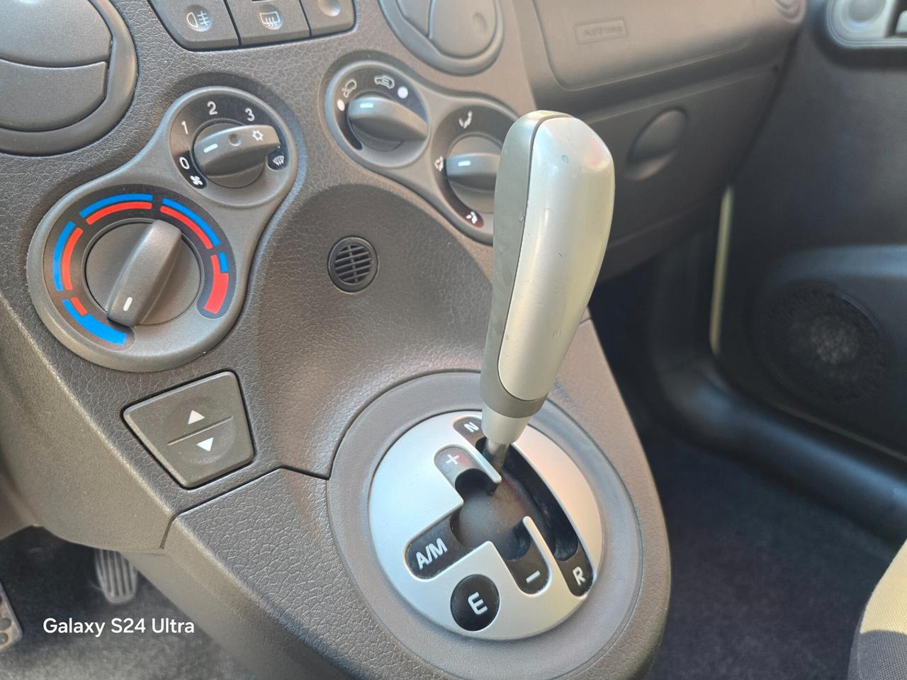 Fiat Panda 1.2 Emotion 69 Cambio Automatico