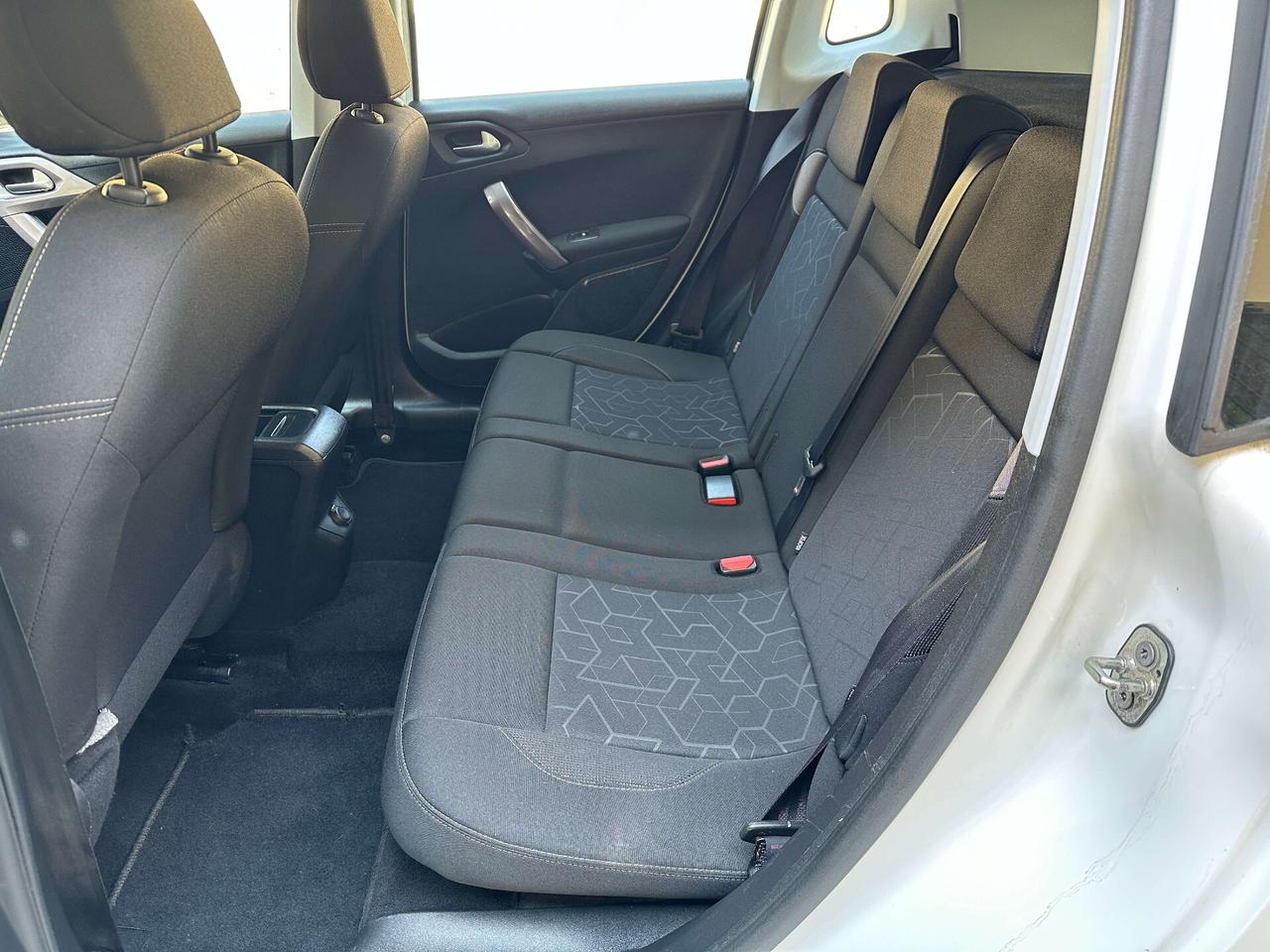 Peugeot 2008 BlueHDi 75 Active