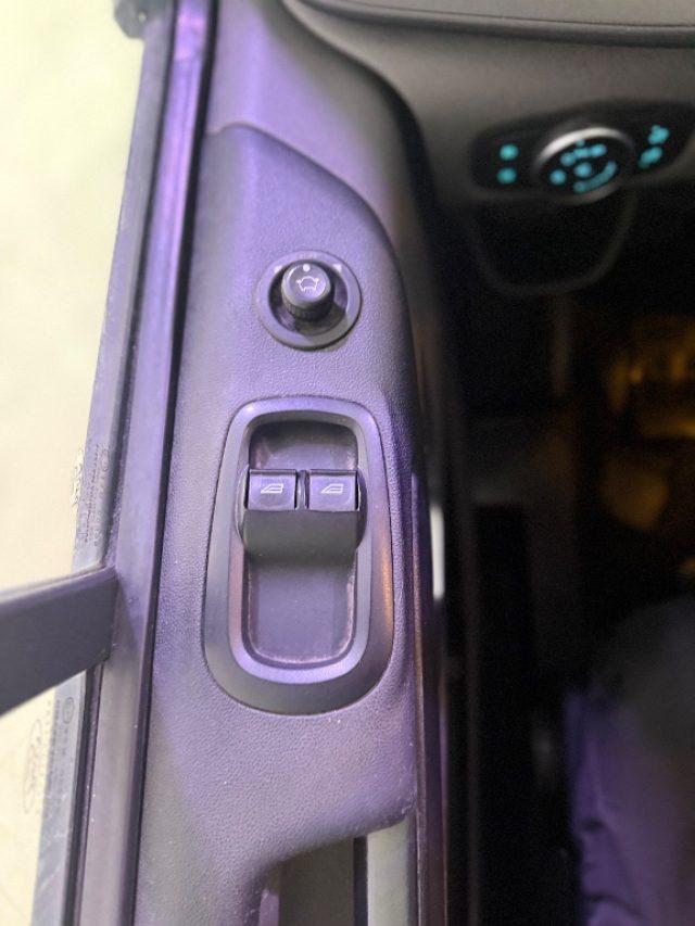 FORD Transit Custom 280 2.0 EcoBlue 170 PC Furgone Trend