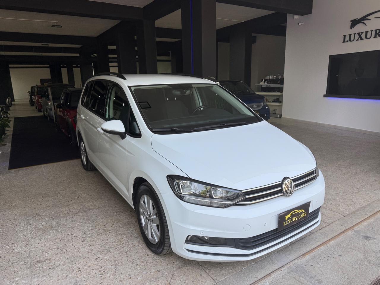 Volkswagen Touran 2.0 TDI DSG 2020