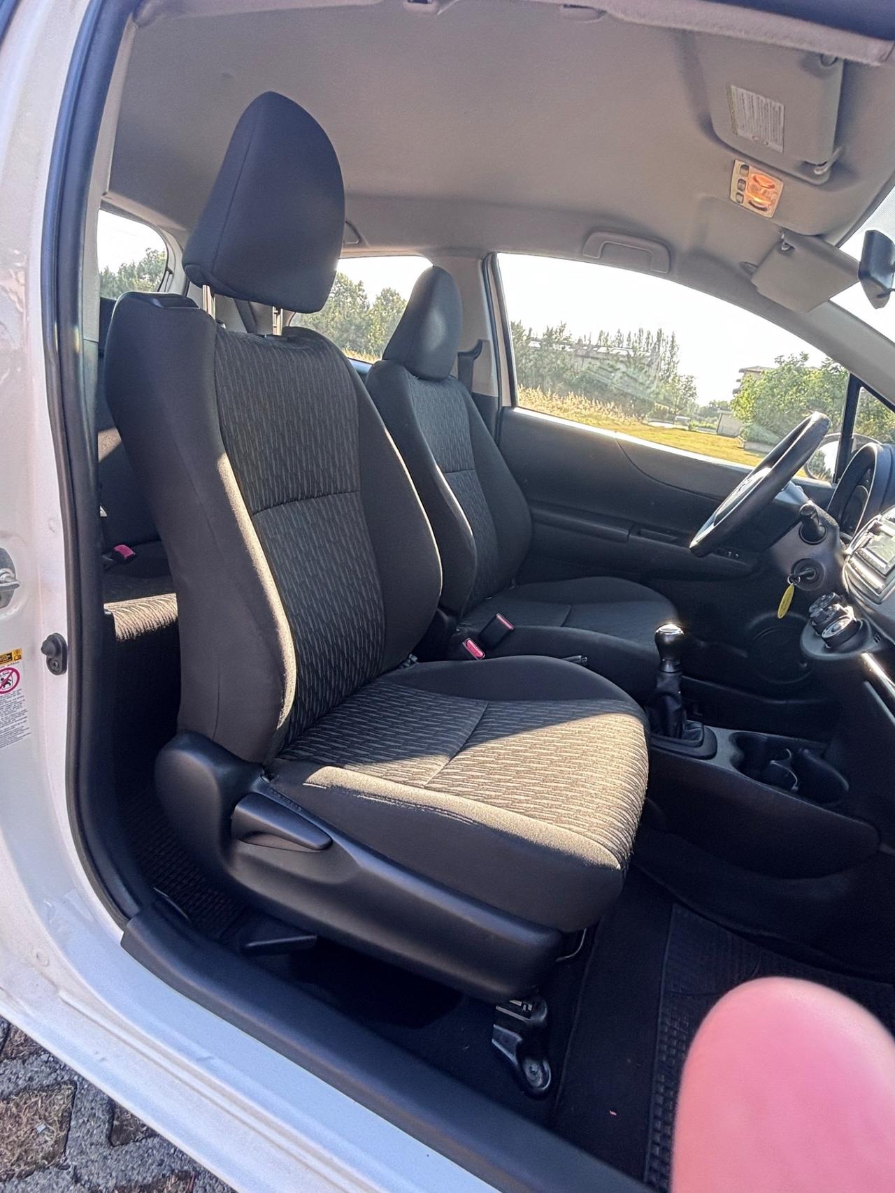 Toyota Yaris 1.0 3 porte Lounge
