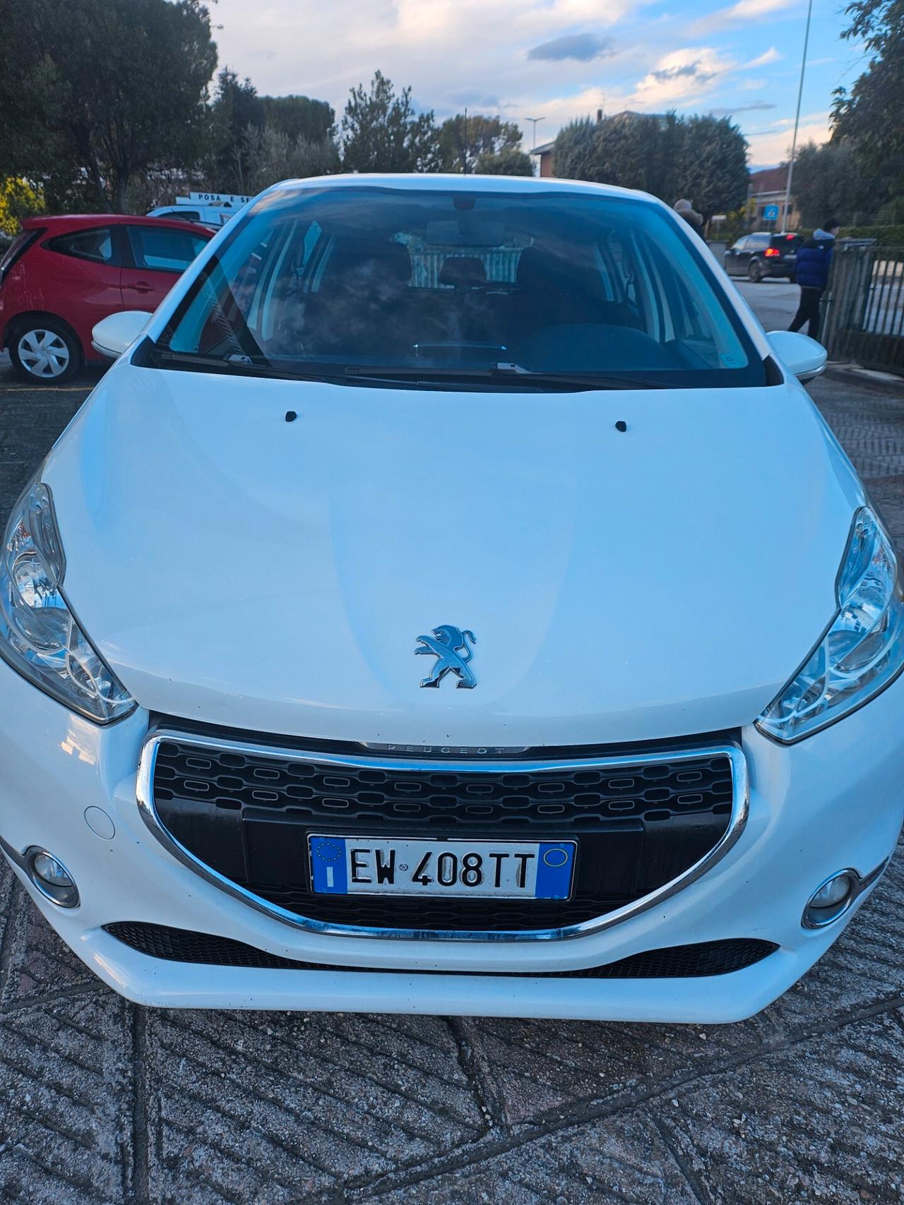 Peugeot 208 1.4 HDi 68 CV 5 porte Active