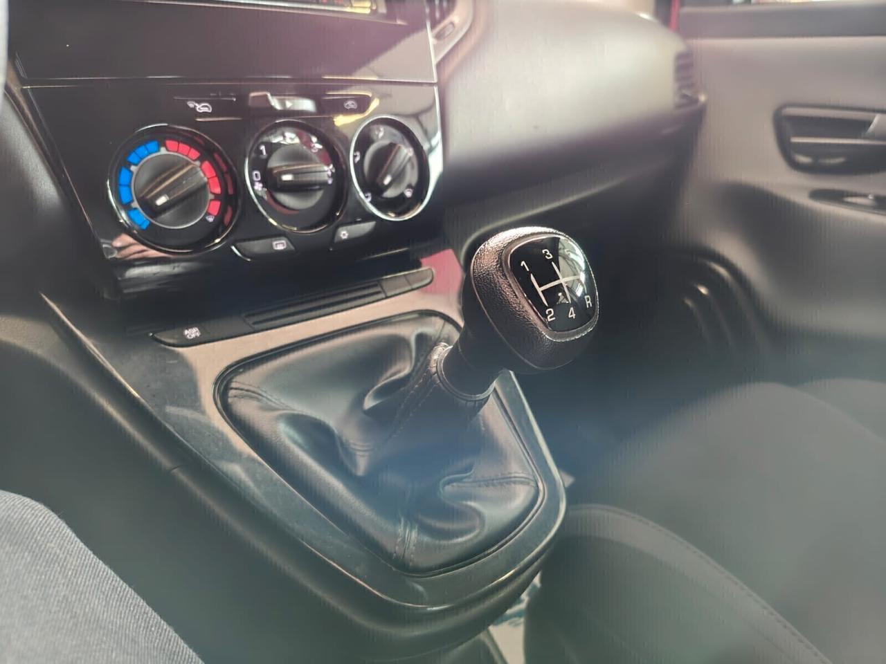 Lancia Ypsilon 1.3 MJT 16V 80 CV 5 porte S&S Platinum
