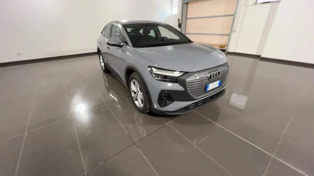 Audi Q4 35 e-tron Business