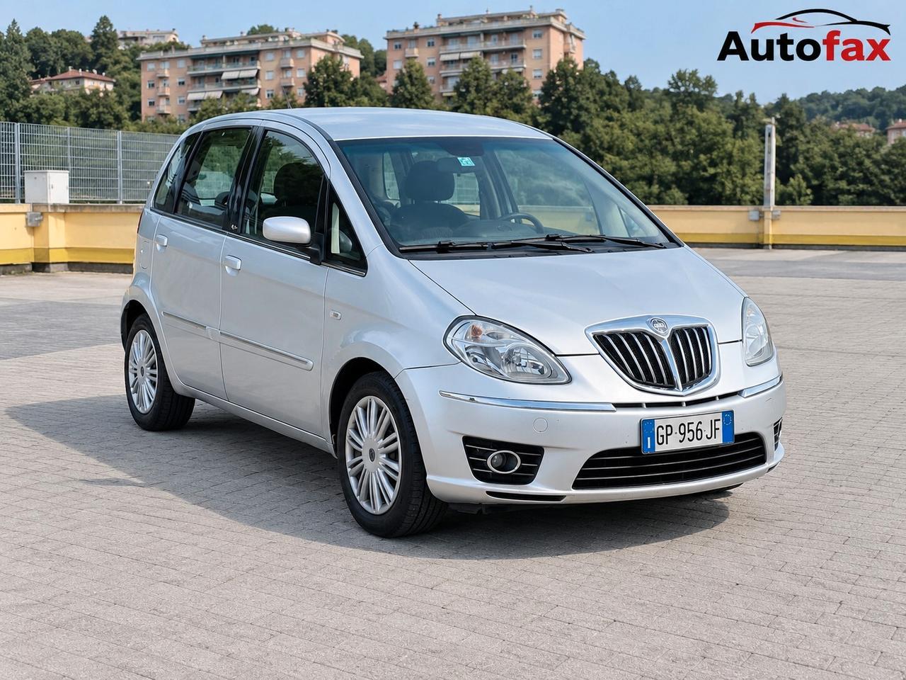 Lancia Musa 1.4 16V 95CV Poltrona Frau – Neopatentati