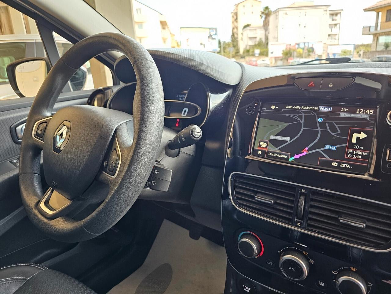 Renault Clio dCi 8V 75 CV 5 porte Moschino Zen