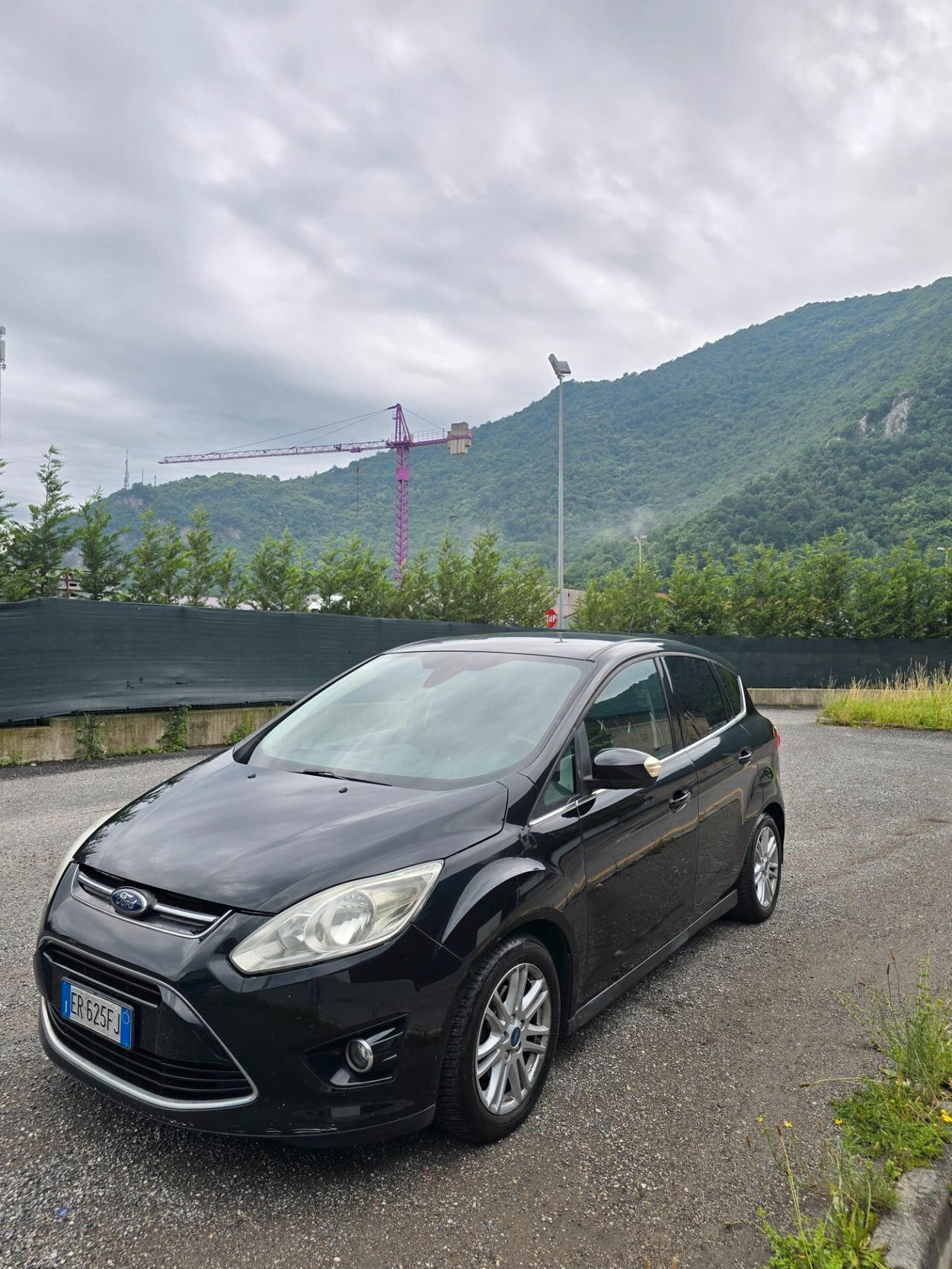 Ford C-Max Titanium