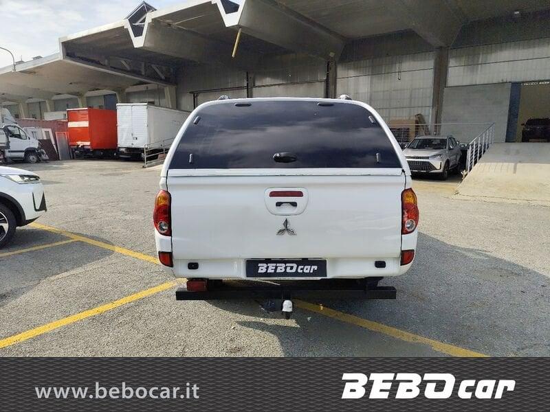 Mitsubishi L200 L200 2.5 DI-D/136CV Club Cab Invite DPF