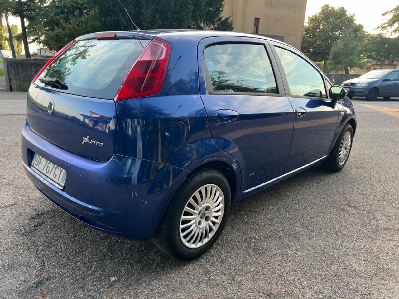 Fiat grande punto gpl neopatentato