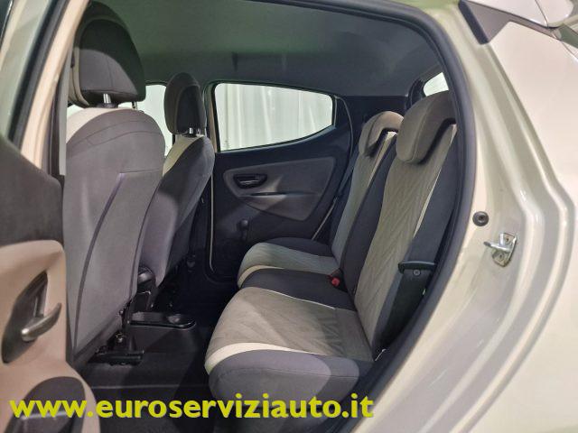 LANCIA Ypsilon 1.2 69 CV 5 porte Platinum