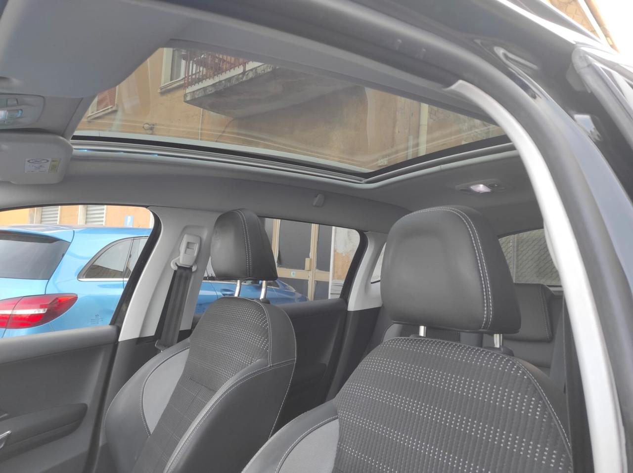 Peugeot 2008 1.6 VTi 120CV Allure