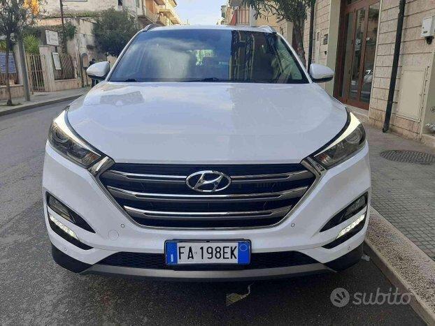 HYUNDAI Tucson 1.7 CRDi 115CV XPossible NAVI