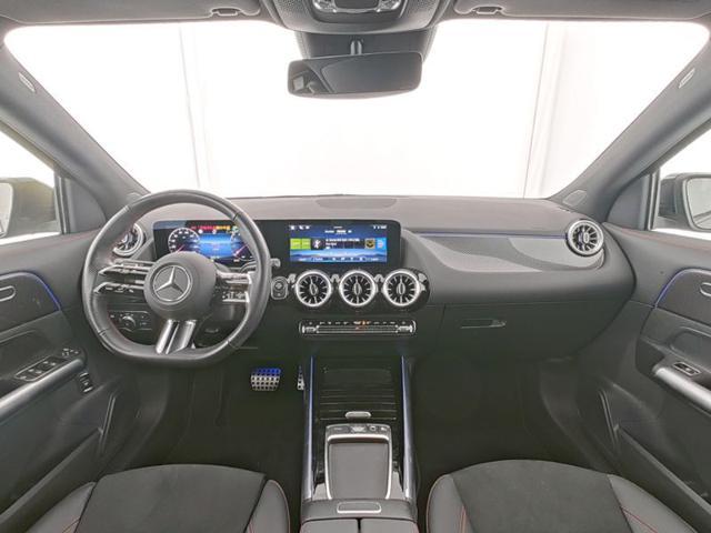 MERCEDES-BENZ GLA 180 Automatic AMG Line Advanced Plus