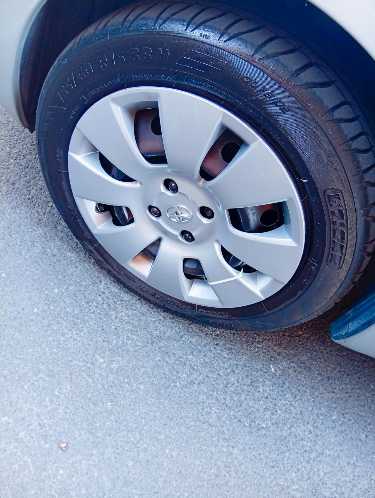 Toyota Yaris 1.3 Benzina