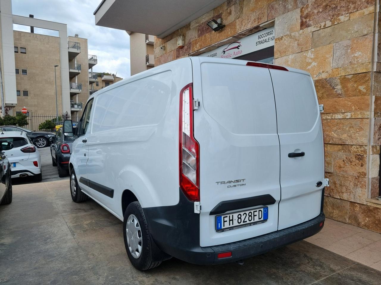 Ford Transit Custom 270 2.0 tdci 130cv Trend - IVA ESCLUSA