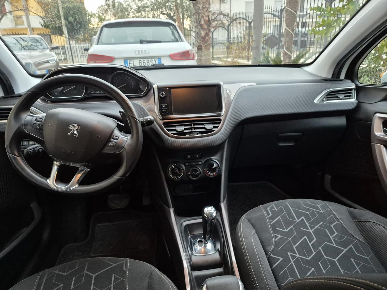 Peugeot 2008 1.6 e-HDi 92 CV Stop&Start Allure