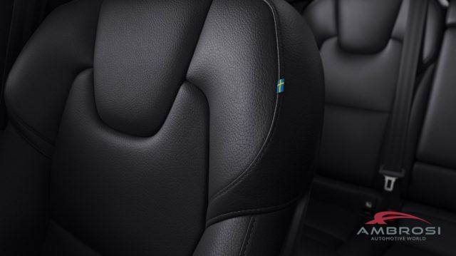 VOLVO XC60 T6 AWD Plug-in hybrid Elettrica/Benzina Plus Dark