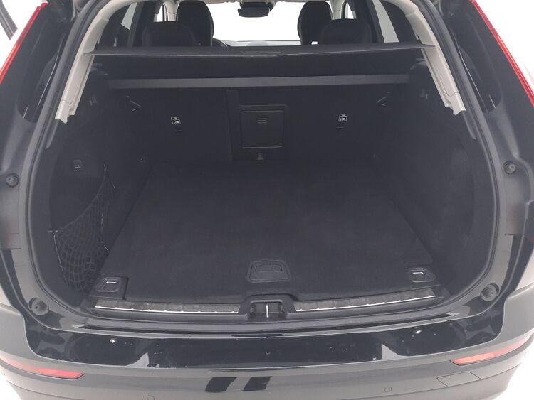 Volvo XC60 B4 AWD Geartronic Momentum Pro BR357464 2.0 Mild Hybrid 197CV