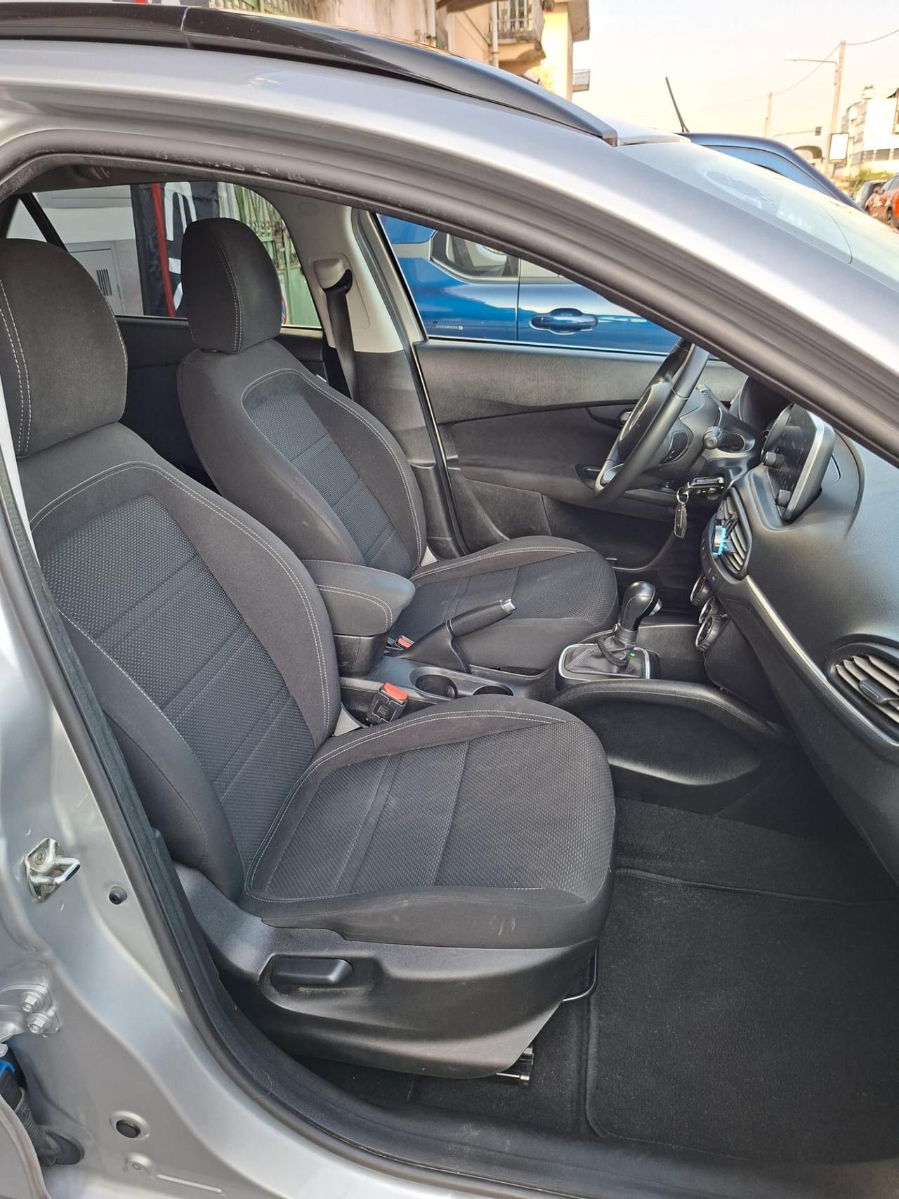 Fiat Tipo 1.6 Mjt S&S SW Lounge