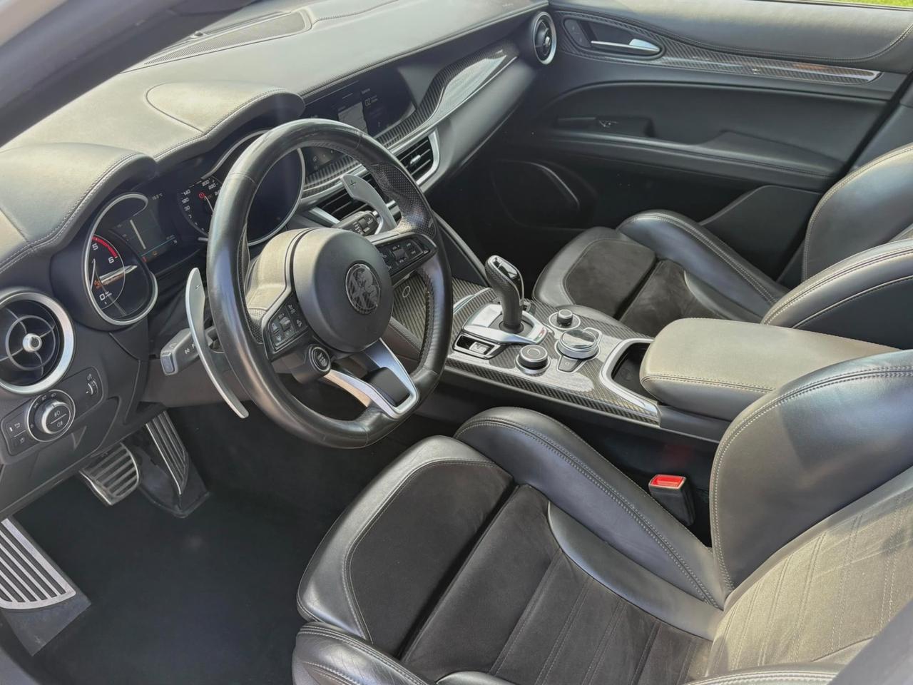 Alfa Romeo Stelvio 2.2 Turbodiesel 210 CV AT8 Q4 Veloce